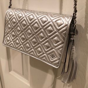Tory Burch Silver Wallet Crossbody Bag w/Tassle!